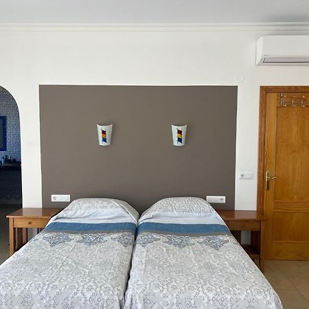 Villa Camakini With Heated Pool And Sea View Arenas Kültér fotó