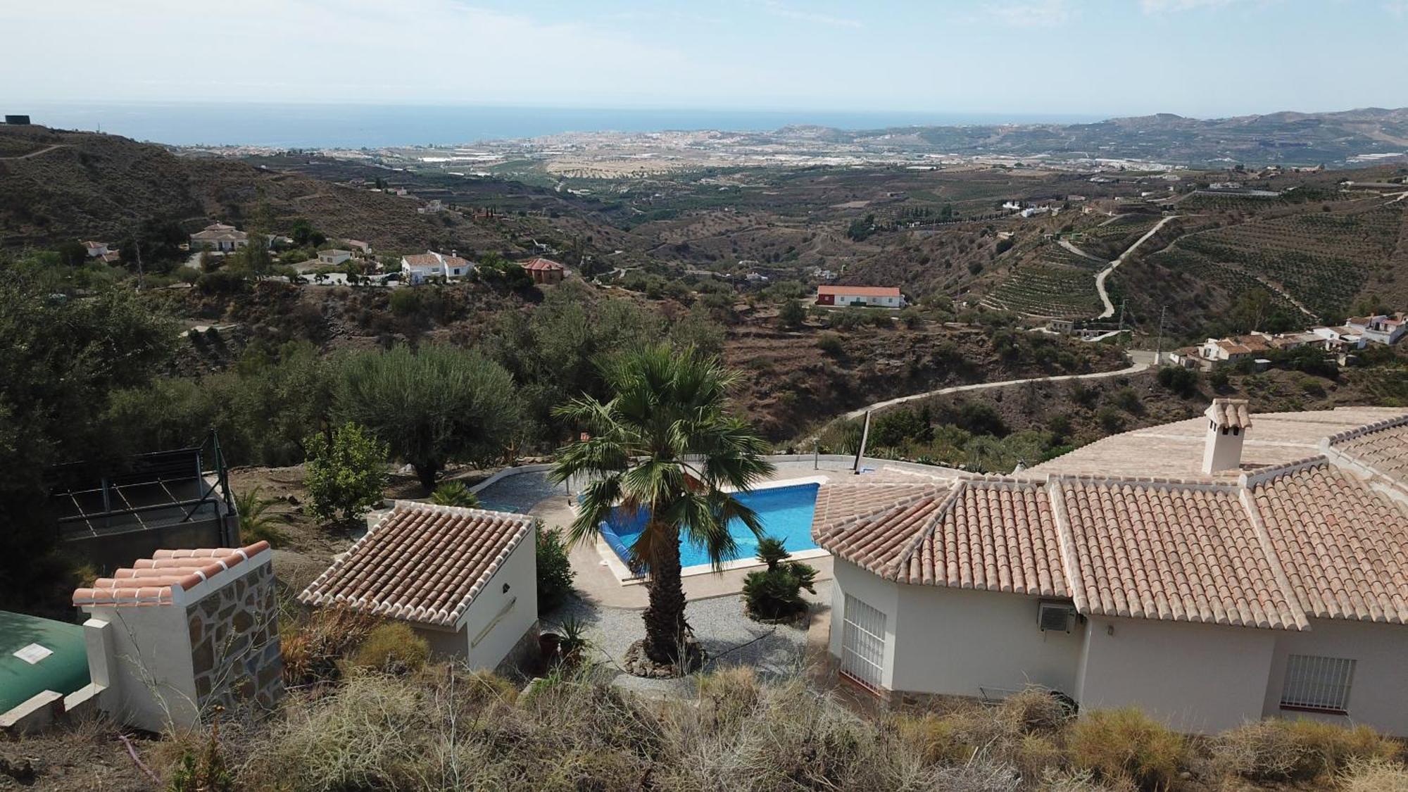Villa Camakini With Heated Pool And Sea View Arenas Kültér fotó